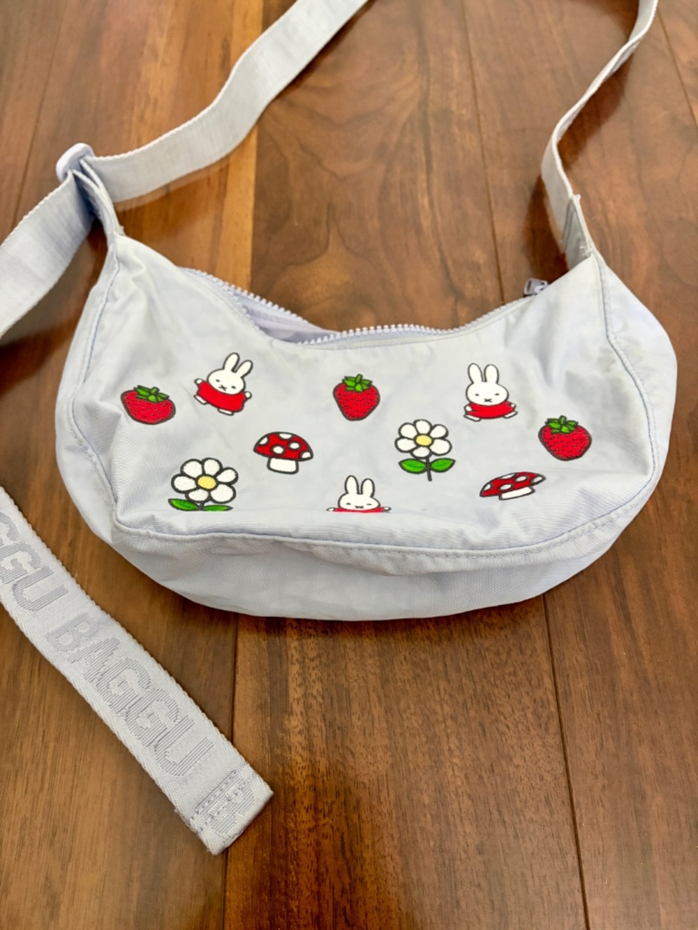 BAGGU Miffy Small Nylon Crescent Bag Embroidered Flower Purple Zipper Bag - Picture 7 of 7